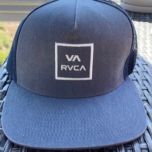 New RVCA hat adjustable